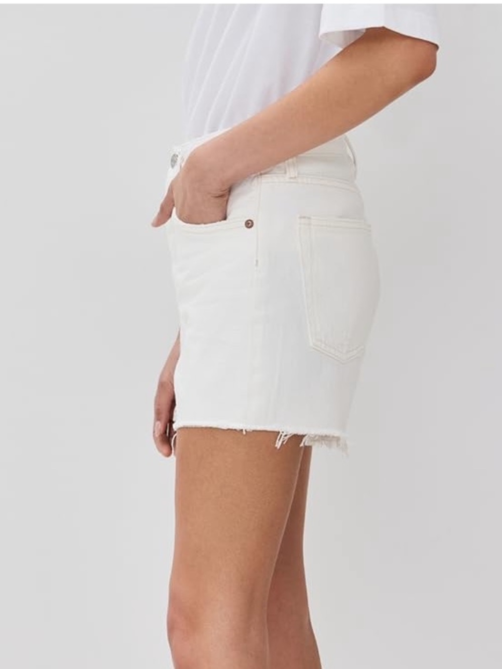 Agolde Parker Long Shorts in White - 25 - Picture 3 of 8